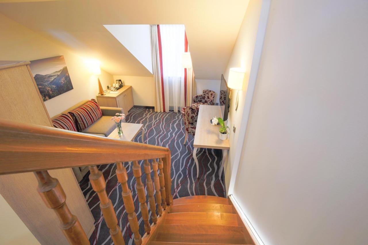 Hotel Bayerischer Hof Miesbach, BW Premier Collection Εξωτερικό φωτογραφία