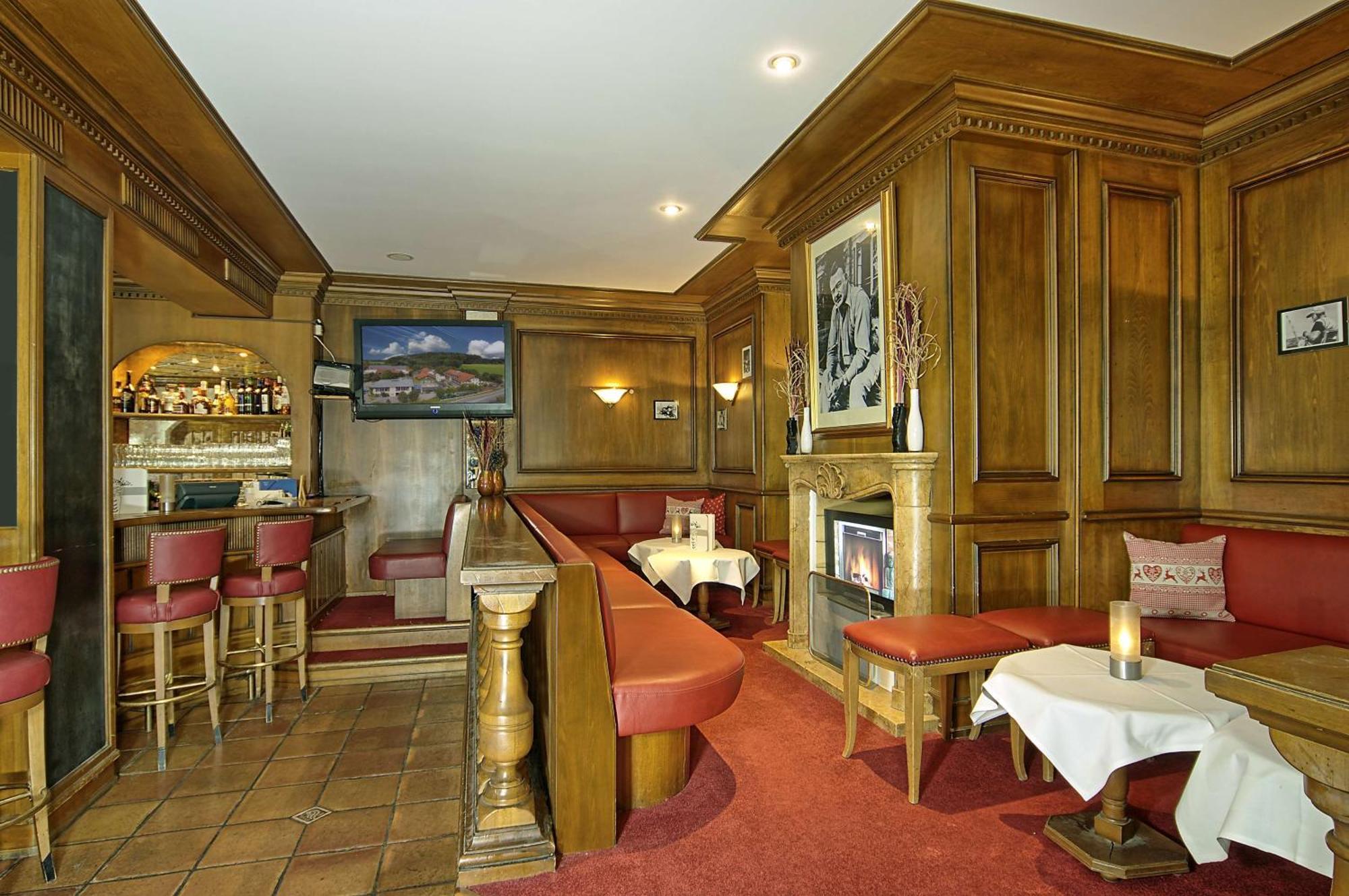 Hotel Bayerischer Hof Miesbach, BW Premier Collection Εξωτερικό φωτογραφία