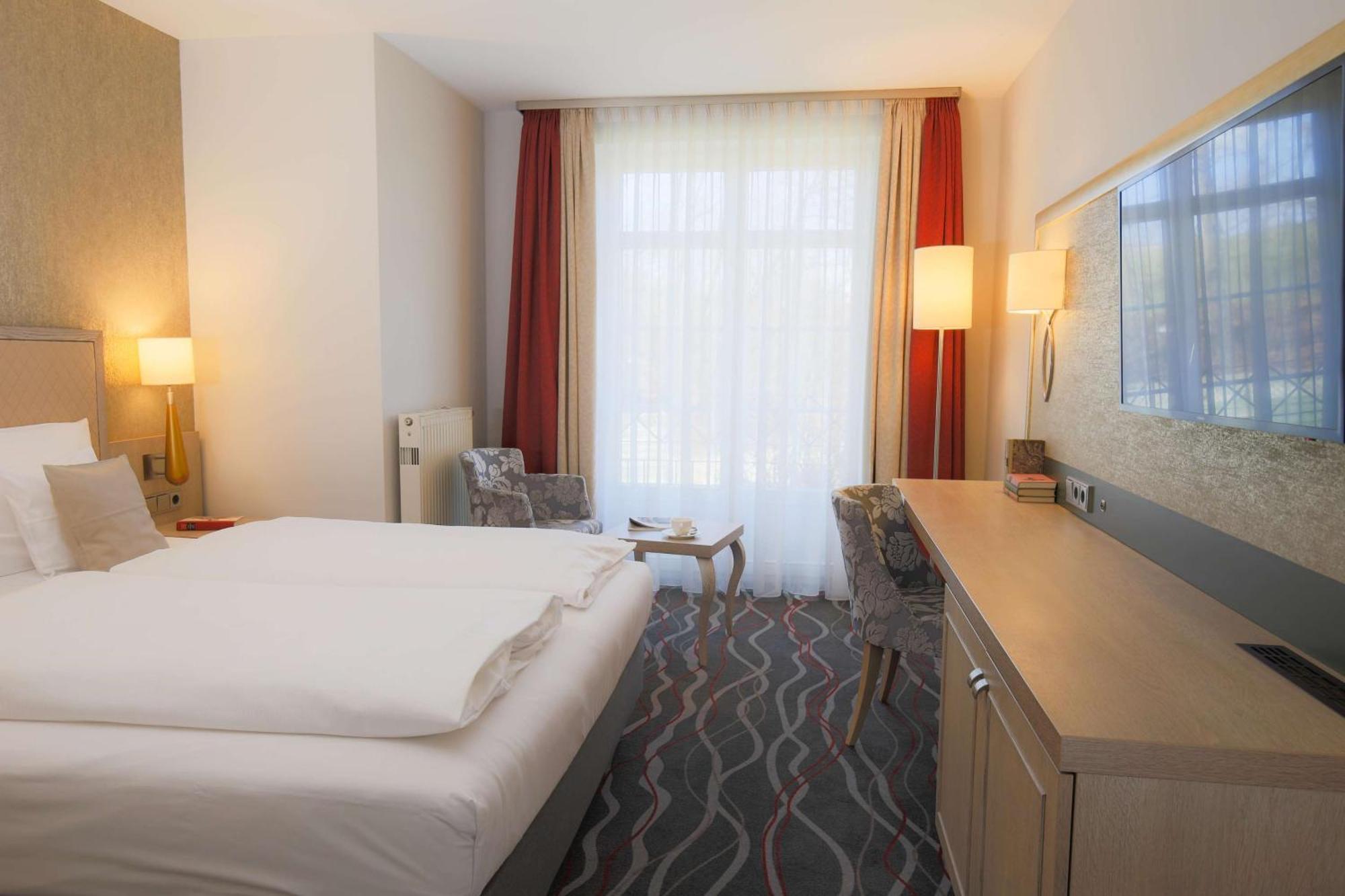 Hotel Bayerischer Hof Miesbach, BW Premier Collection Εξωτερικό φωτογραφία